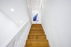 Luxurious - Pool Table - Games Room - Free Parking