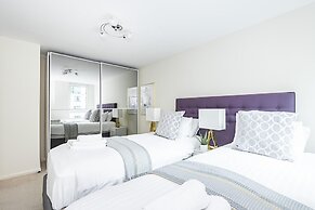 Central London 2 Bed Riverside