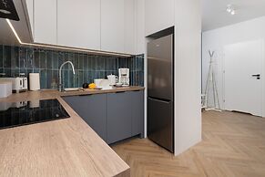 Apartment Mlyny Gdanskie by Renters