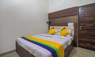 Treebo Shree Anand Dham, Vrindavan