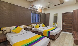 Treebo Shree Anand Dham, Vrindavan