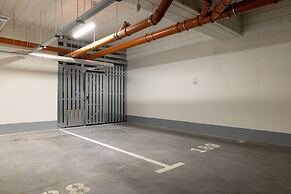 Lokum Salsa Apartment Cracow by Renters