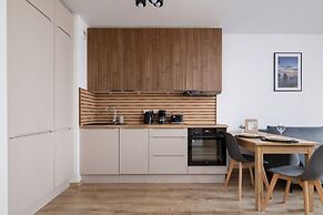 Lokum Salsa Apartment Cracow by Renters