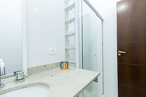 Chácara com Piscina a 40 min de SP