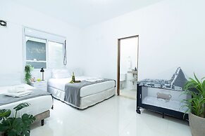 Chácara com Piscina a 40 min de SP