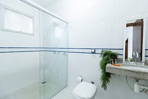 Chácara com Piscina a 40 min de SP