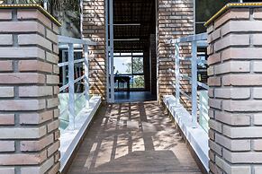 Chácara com Piscina a 40 min de SP