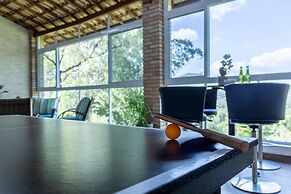 Chácara com Piscina a 40 min de SP