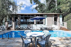 Chácara com Piscina a 40 min de SP