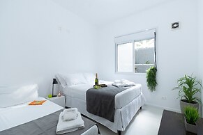 Chácara com Piscina a 40 min de SP