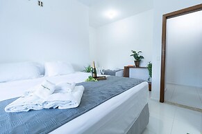 Chácara com Piscina a 40 min de SP