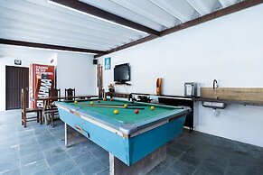 Chácara com Piscina a 40 min de SP