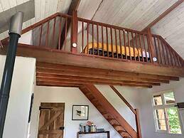 Beautiful Riverside Lodge in Newbridge on Wye