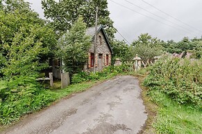 Beautiful Riverside Lodge in Newbridge on Wye