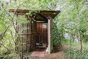 Beautiful Riverside Lodge in Newbridge on Wye