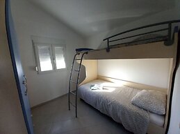 Apartment With a Pool, Mountainview, Near the Sea!