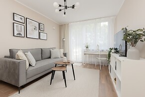 Apartament Miedzynarodowa by Renters