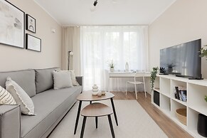 Apartament Miedzynarodowa by Renters