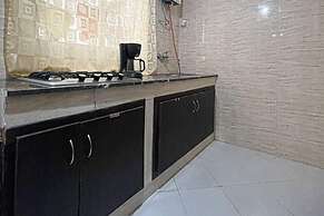 2 Bed Flat - Sleeps 6 - Parking - Wifi