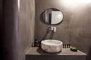 Arxegono Cave Houses Santorini