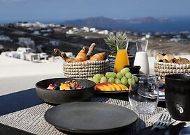 Arxegono Cave Houses Santorini