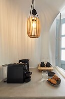 Arxegono Cave Houses Santorini