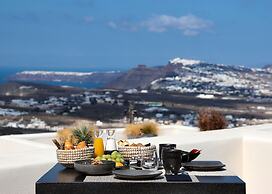 Arxegono Cave Houses Santorini