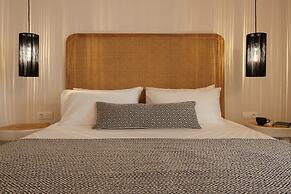 Arxegono Cave Houses Santorini