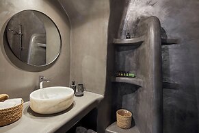 Arxegono Cave Houses Santorini