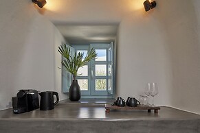 Arxegono Cave Houses Santorini