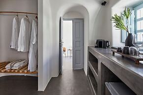 Arxegono Cave Houses Santorini