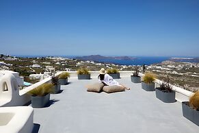 Arxegono Cave Houses Santorini