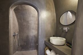 Arxegono Cave Houses Santorini