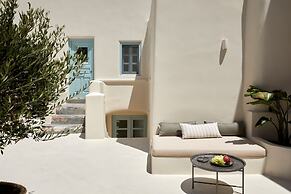 Arxegono Cave Houses Santorini