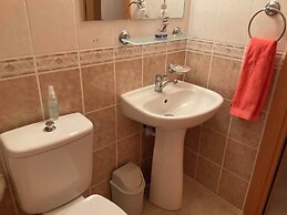 Fabulous 2 Bed Apartment in Safakoy Cyprus