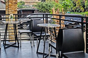 Capital O 92583 Raja Soeta Hostel Syariah