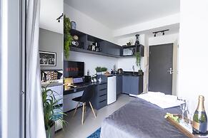 Next to Allianz Parque - Vacancy - Pool