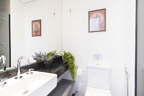 Next to Allianz Parque - Vacancy - Pool