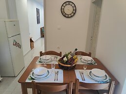 Laurel LK Apt in Kremasti Near Airport Rhodes