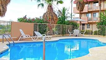 GO2 Inn & Suites by Relianse