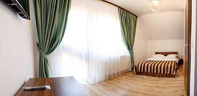 La Colțul Castelului Bran Boutique