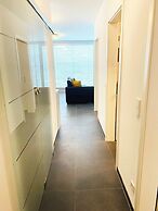 Brand new 2bedrooms Penthouse in Center