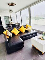 Brand new 2bedrooms Penthouse in Center