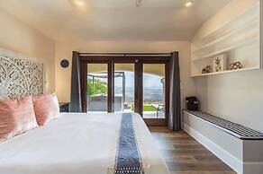 Slice of Heaven by Avantstay Breathtaking Views!