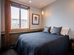 The Thomas Gregg Apartments