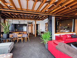 The Thomas Gregg Apartments