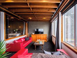 The Thomas Gregg Apartments