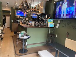 HOTEL & CAFE Island Japan - Hostel