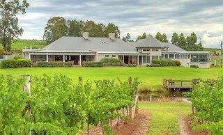 RidgeView Cottages