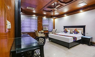 Fabhotel Blue Moon Home Stay